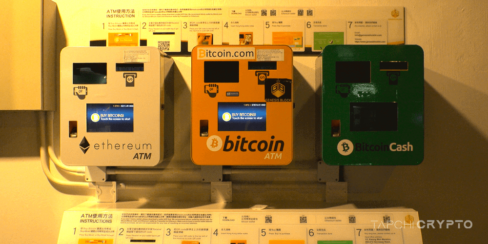 ATM BITCOIN gần ga tàu điện ngầm Wan Chai ở Hong Kong. Ảnh: Shutterstock.