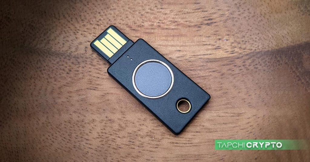 Dòng khóa bảo mật USB Yubikey rất dễ sử dụng.